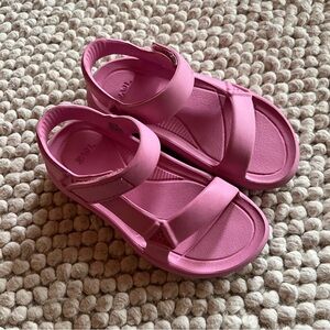 Teva Hurricane Pink Kids Sandals